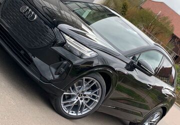 Audi Q4 1 km 64.900 &euro; Beienrode bei Göttingen 37130
