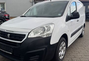 Peugeot Partner 220.000 km 4.300 &euro; Northeim 37154