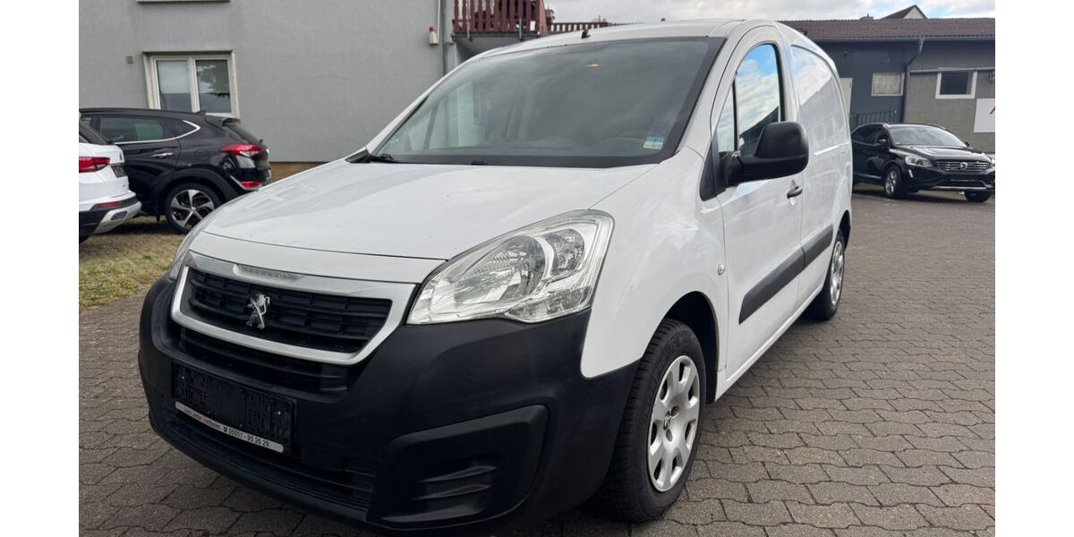 Peugeot Partner 220.000 km 4.300 &euro; Northeim 37154