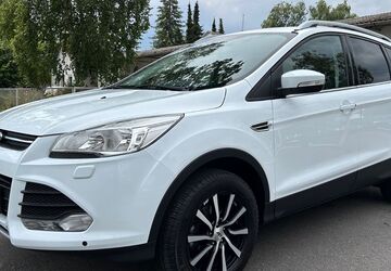 Ford Kuga 103.118 km 9.990 &euro; Göttingen 37079