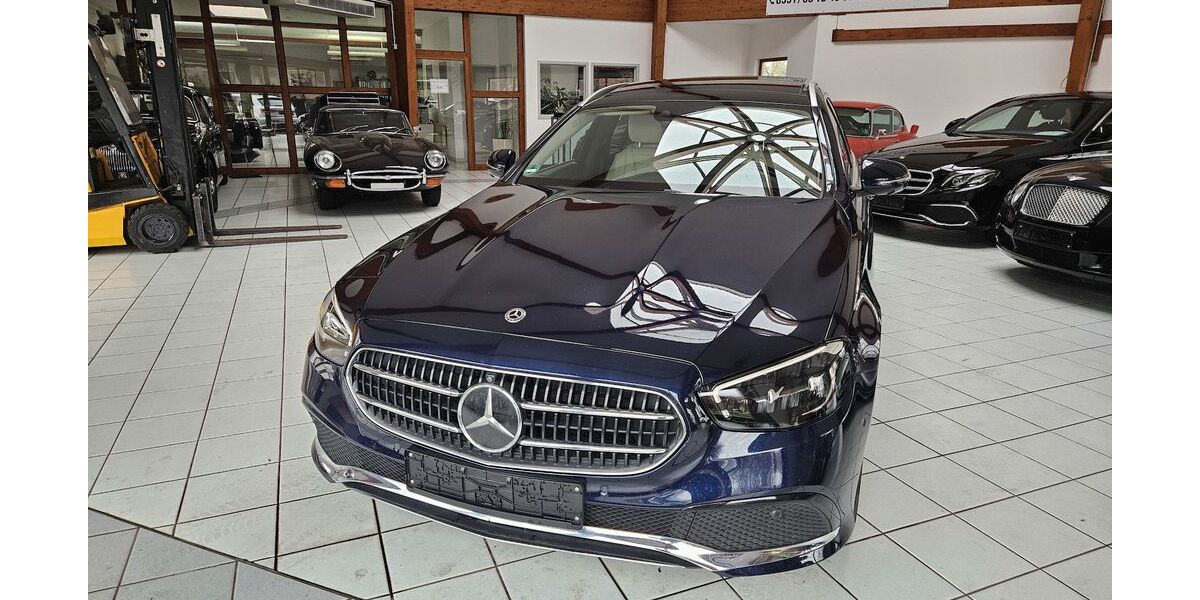 Mercedes-Benz E 400 127.925 km 27.995 &euro; Göttingen 37079