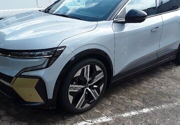 Renault Megane E-TECH 22.400 km 29.900 &euro; Witzenhausen 37213