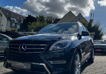 Mercedes-Benz ML 350 218.000 km 21.420 &euro; Göttingen 37081