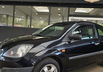 Ford Fiesta 180.000 km 1.950 &euro; Göttingen 37081