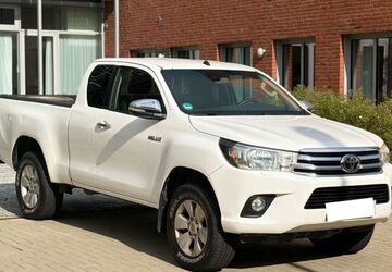 Toyota Hilux 383.500 km 15.200 &euro; Göttingen 37079