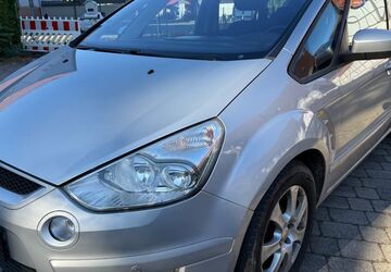 Ford S-Max 255.237 km 2.899 &euro; Göttingen 37079