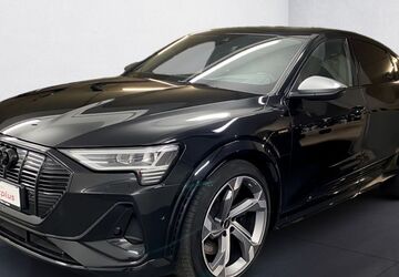 Audi e-tron 32.249 km 52.648 &euro; Northeim 37154