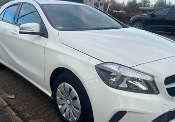 Mercedes-Benz A 180 246.200 km 7.842 &euro; Northeim 37154