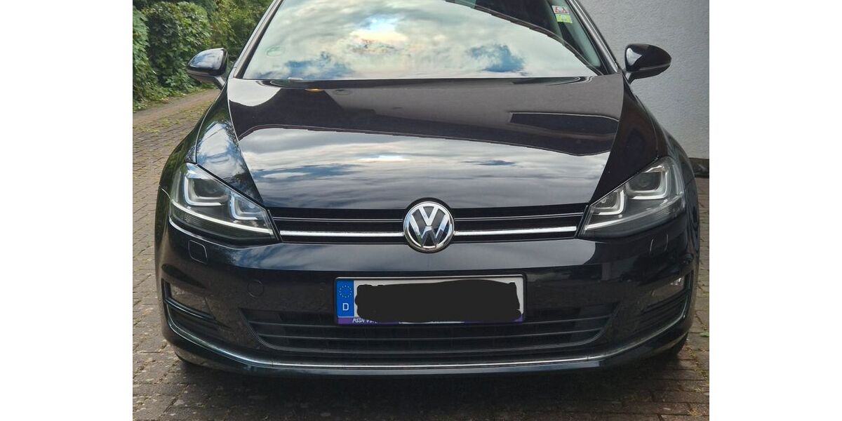 VW Golf 98.000 km 12.450 &euro; Göttingen 37079
