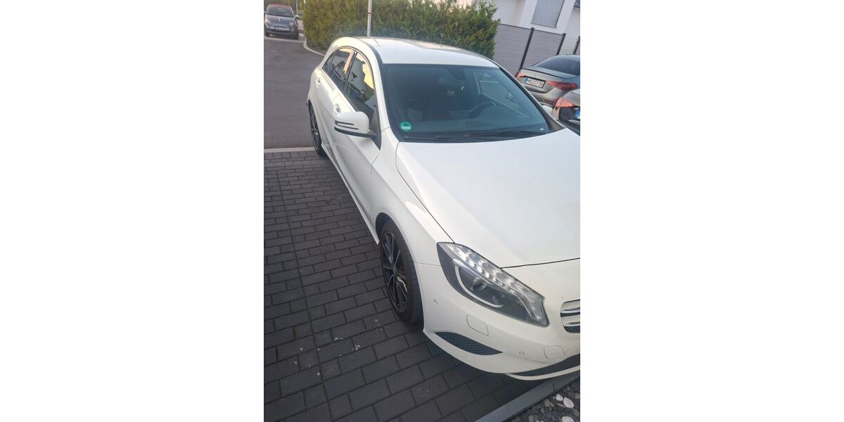 Mercedes-Benz A 180 217.500 km 7.800 &euro; Hann. Münden 34346