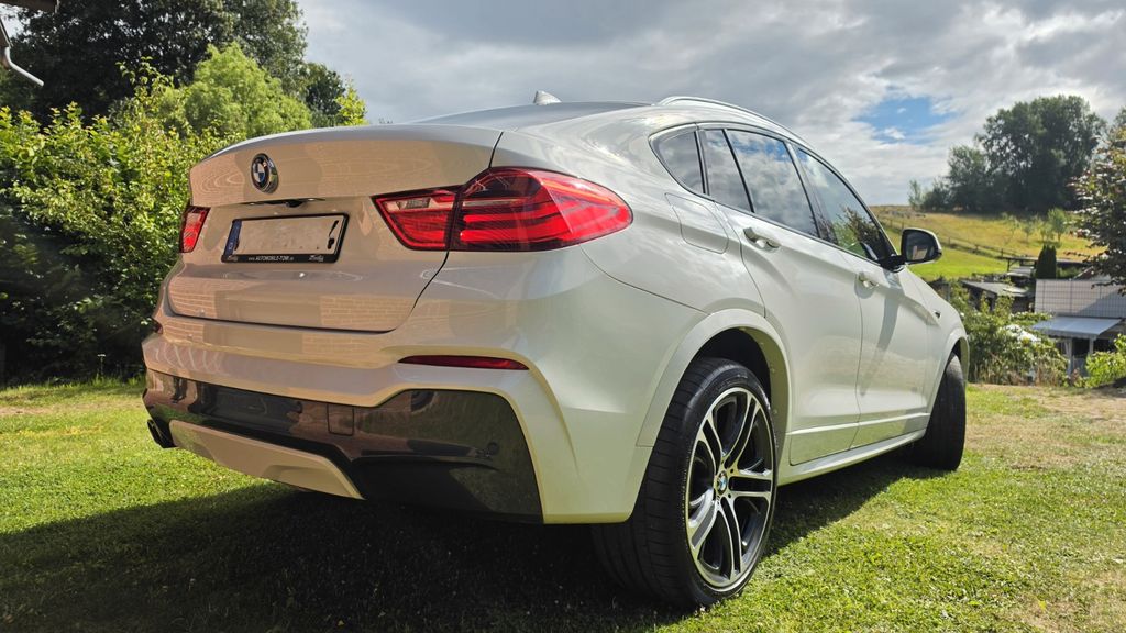 BMW X4 142.349 km 31.900 &euro; Hardegsen 37181
