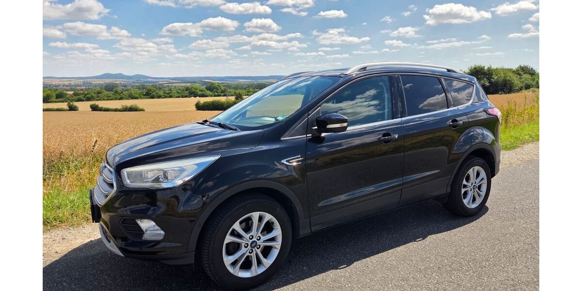 Ford Kuga 96.600 km 10.600 &euro; Rosdorf 37124
