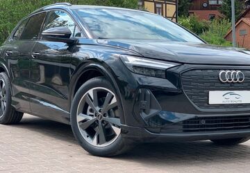 Audi Q4 1 km 47.390 &euro; Beienrode bei Göttingen 37130