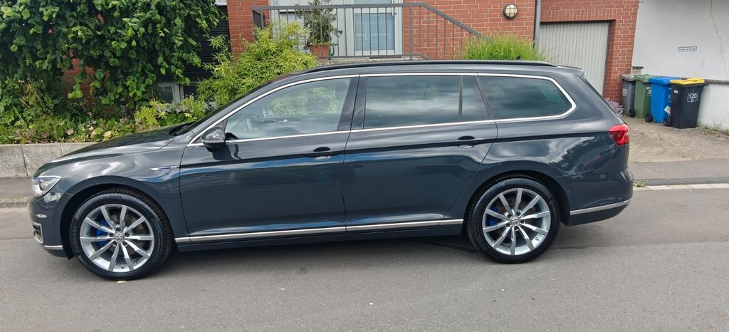 VW Passat Variant 87.200 km 17.500 &euro; Göttingen 37081