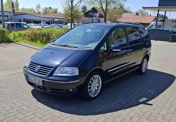 VW Sharan 193.000 km 3.900 &euro; Gieboldehausen 37434