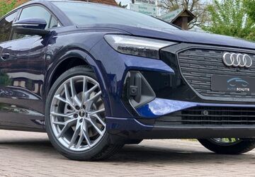 Audi Q4 1 km 62.900 &euro; Beienrode bei Göttingen 37130