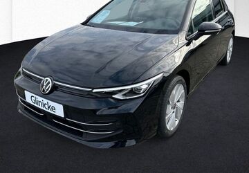 VW Golf 8.000 km 30.980 &euro; Bad Sooden-Allendorf 37242