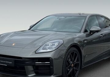 Porsche Panamera 3.950 km 172.890 &euro; Göttingen 37077