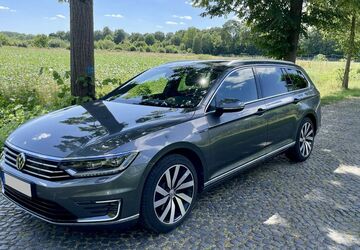 VW Passat Variant 89.000 km 17.990 &euro; Göttingen 37085